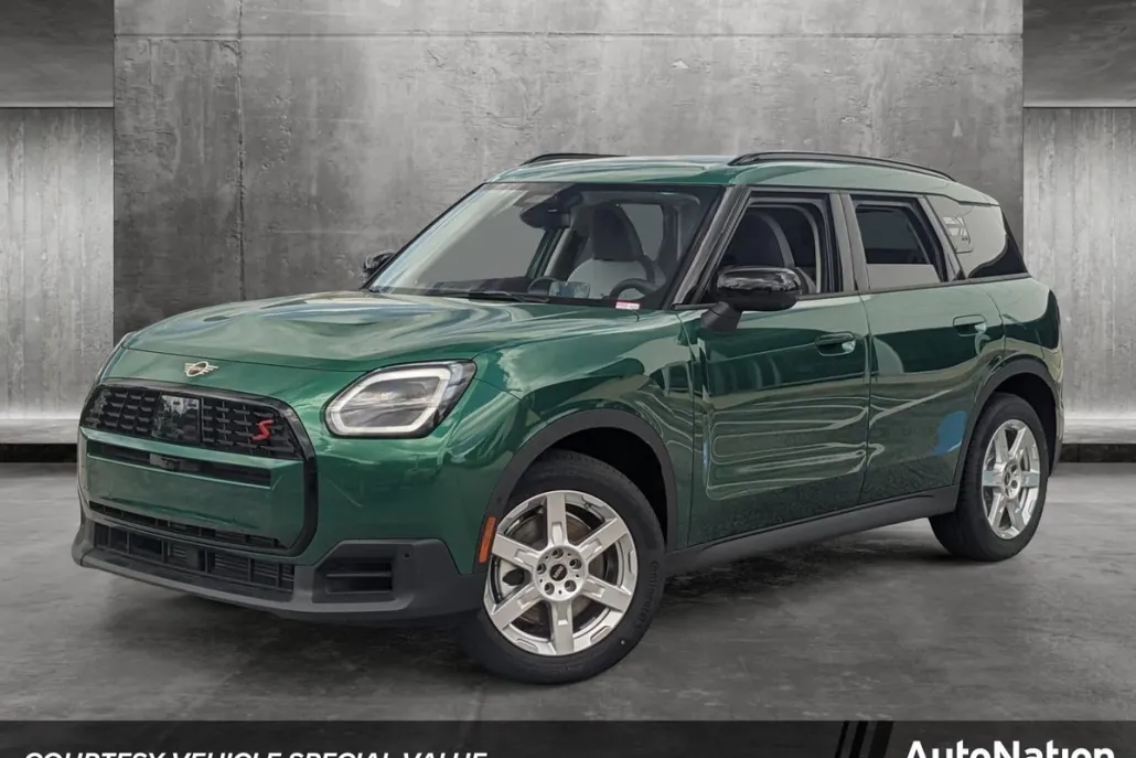 2025 Mini Countryman ALL4 S photo 1