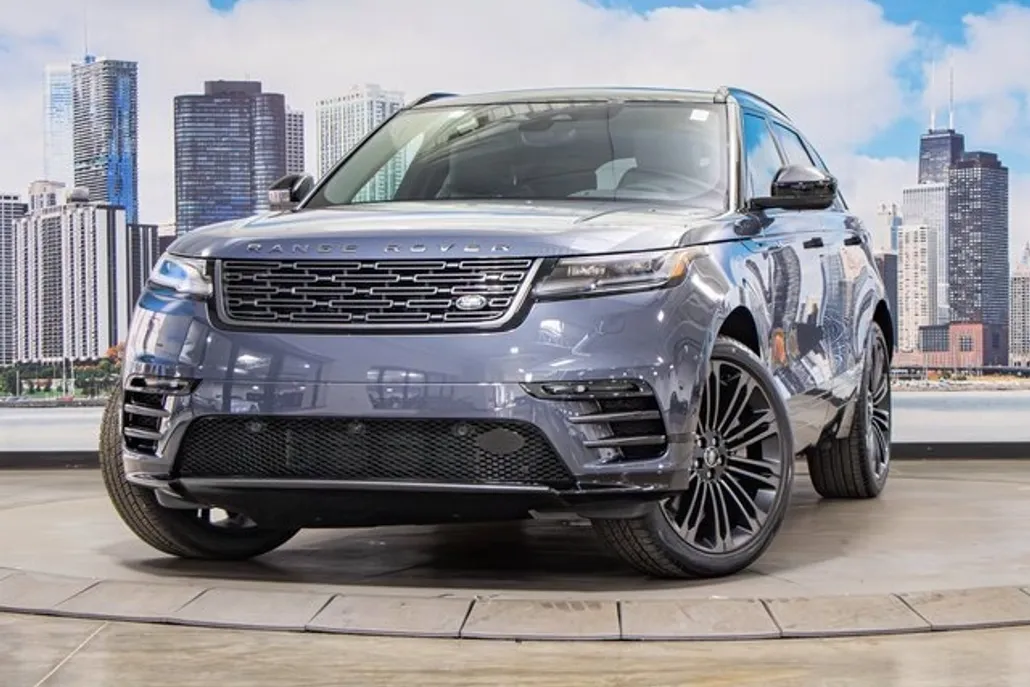 2026 Land Rover Range Rover Velar SE photo 1