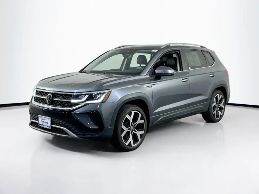 2023 Volkswagen Taos SEL photo 1