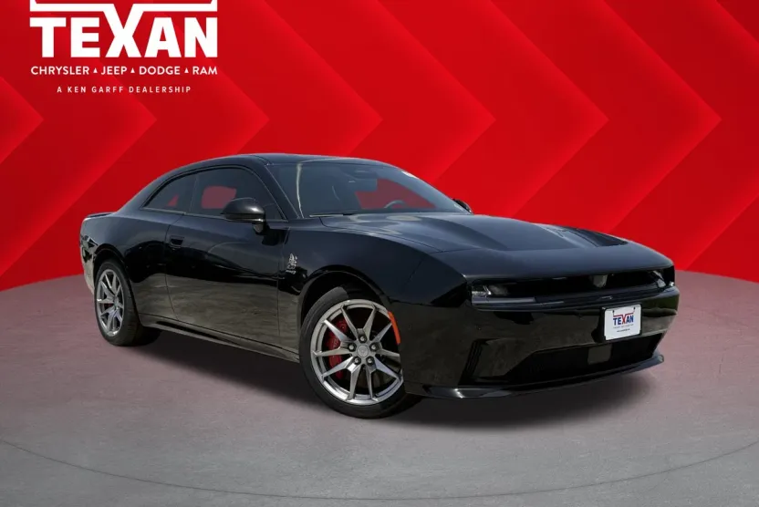 2025 Dodge Charger Daytona Scat Pack photo 1