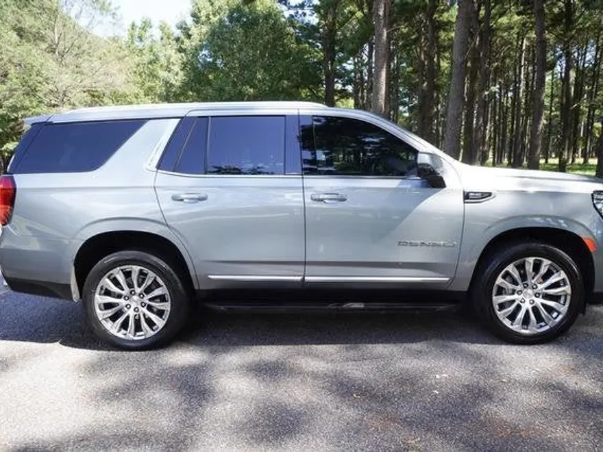 2023 Gmc Yukon Denali photo 1