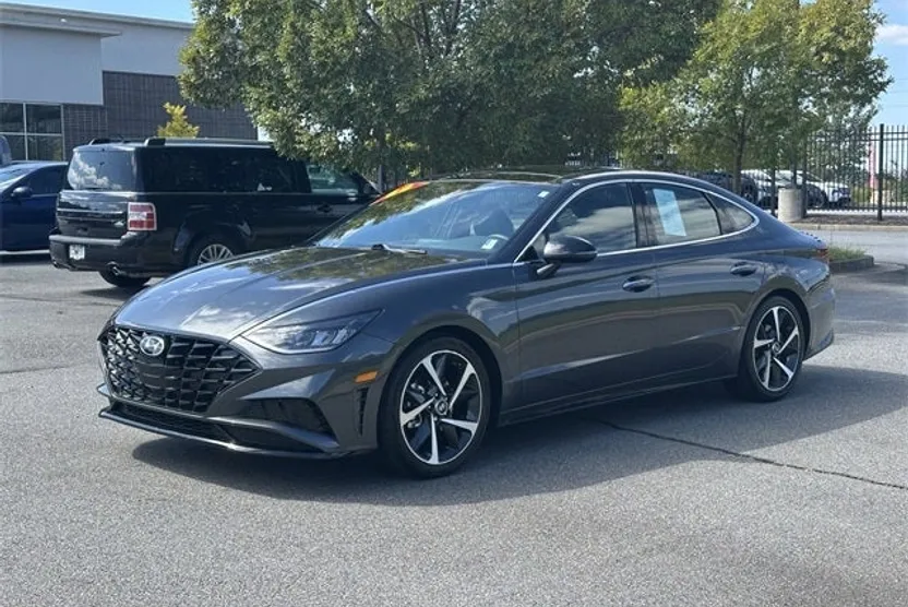 2023 Hyundai Sonata SEL Plus photo 1