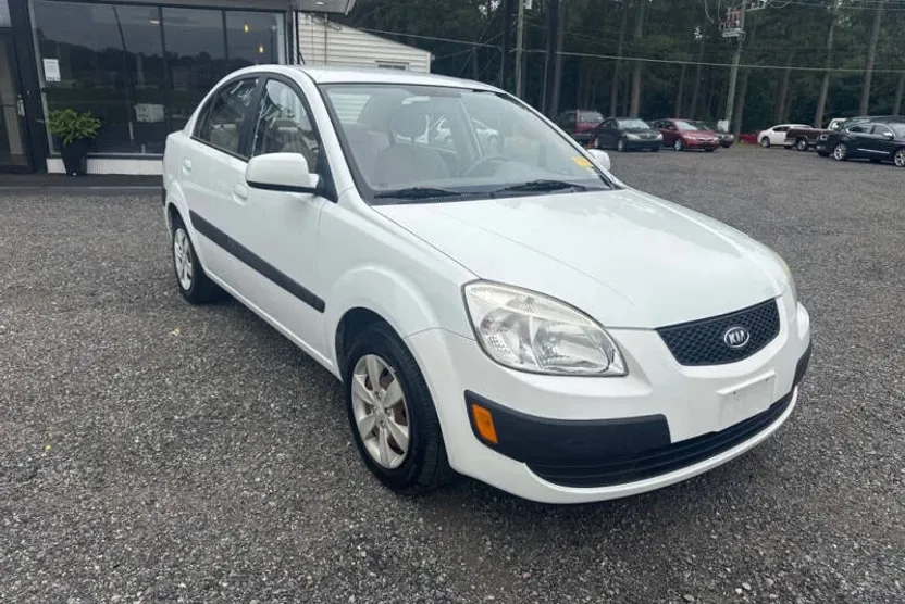 2009 Kia Rio photo 1