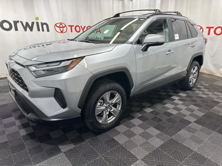 2025 Toyota RAV4 XLE photo 1
