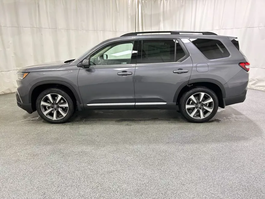 2025 Honda Pilot Elite photo 1