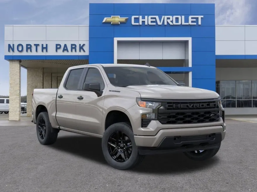 2026 Chevrolet Silverado 1500 Custom photo 1