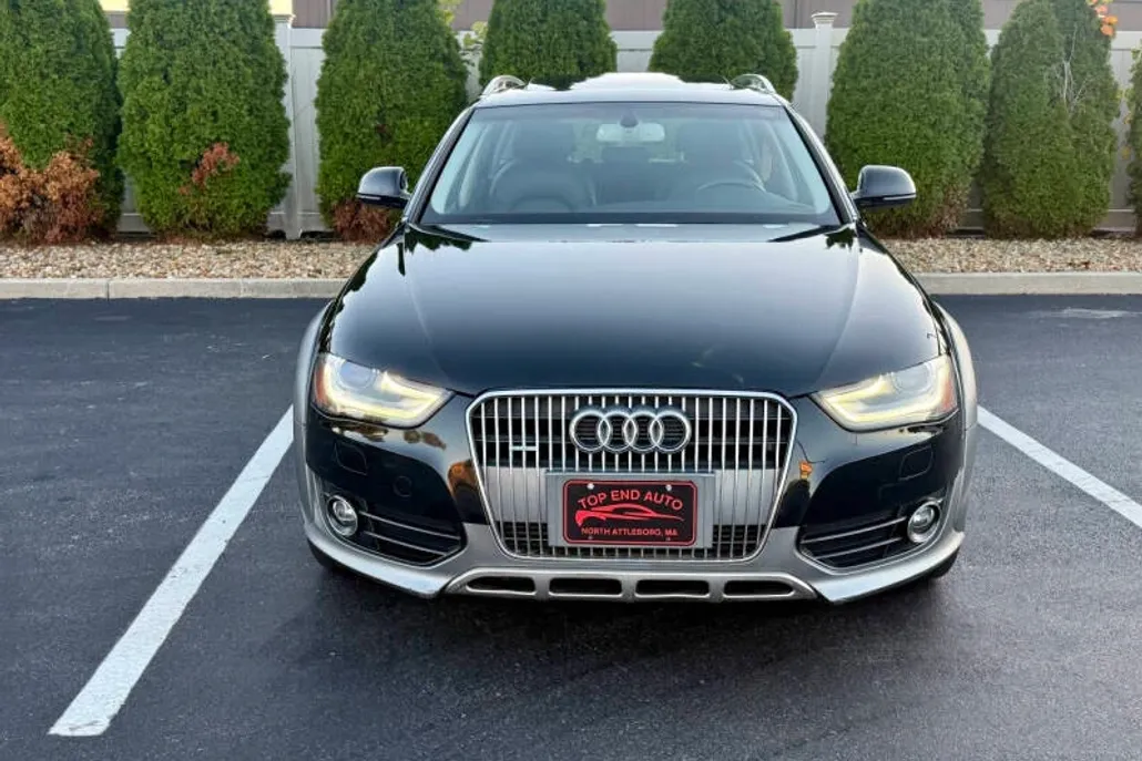 2013 Audi A4 Allroad Quattro Premium Plus photo 1