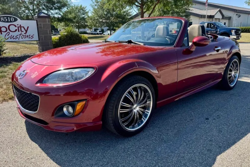 2012 Mazda MX-5 Miata Miata Grand Touring photo 1