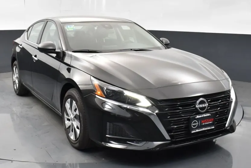 2025 Nissan Altima 2.5 S photo 1