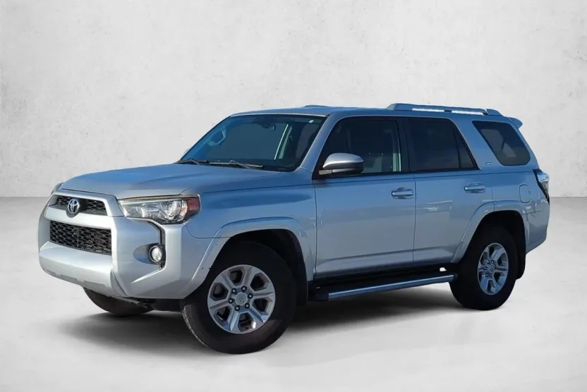 2018 Toyota 4Runner SR5 photo 1