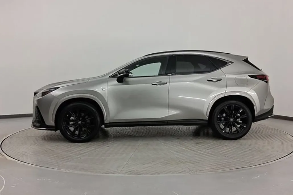 2022 Lexus NX 350 F SPORT Handling photo 1