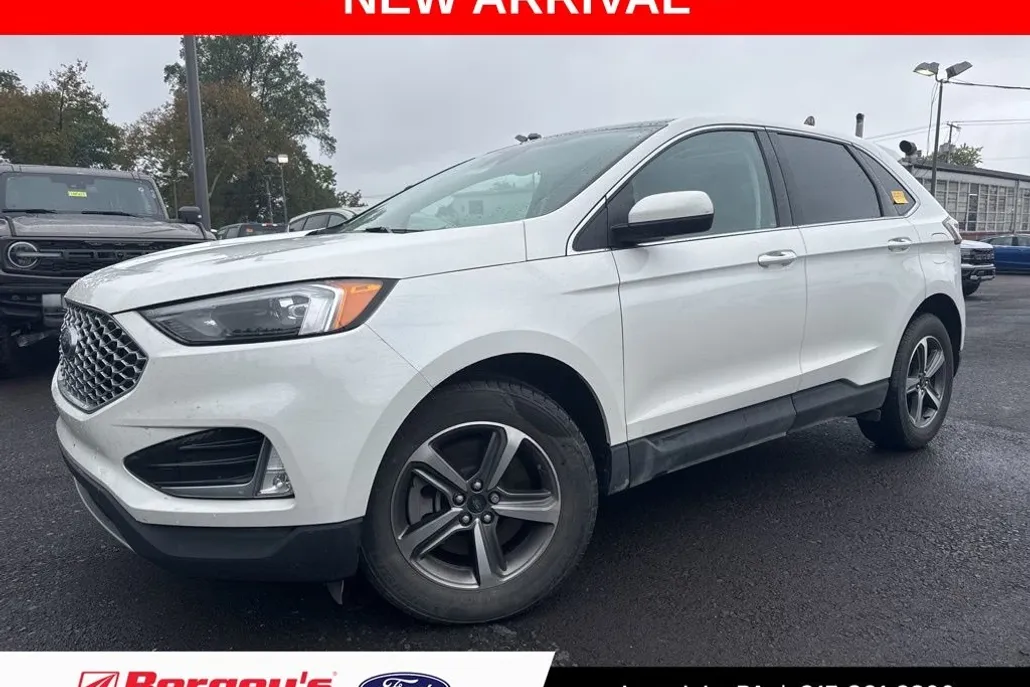 2024 Ford Edge SEL photo 1