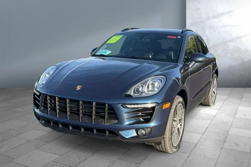 2016 Porsche Macan S photo 1
