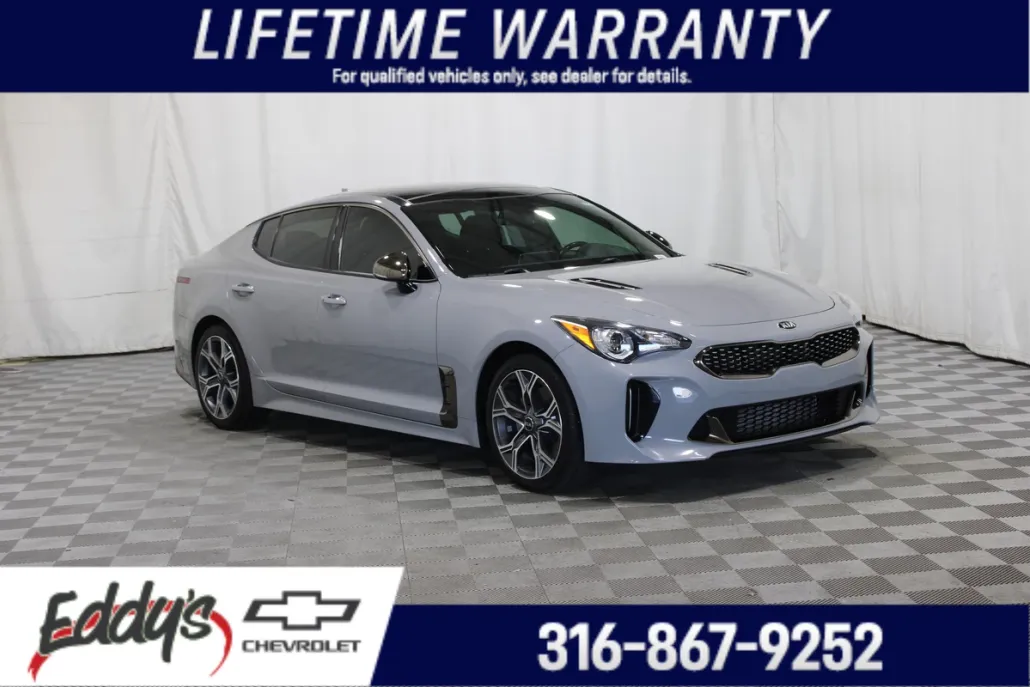 2021 Kia Stinger GT-Line photo 1