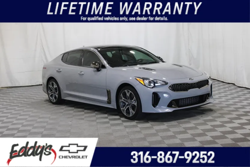 2021 Kia Stinger GT-Line photo 1