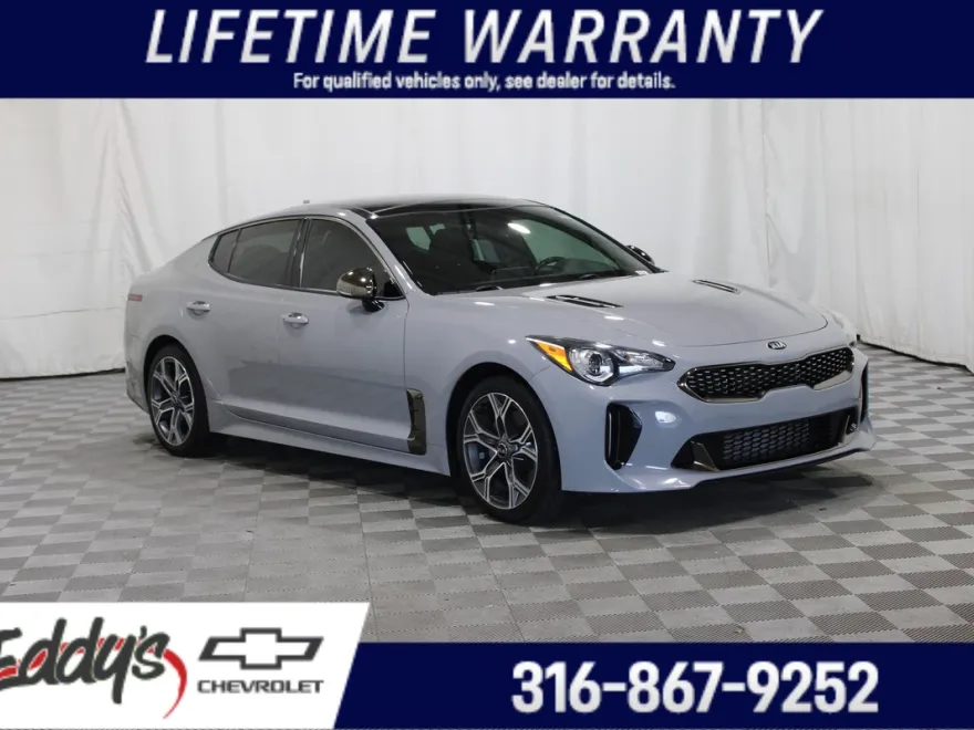 2021 Kia Stinger GT-Line photo 1