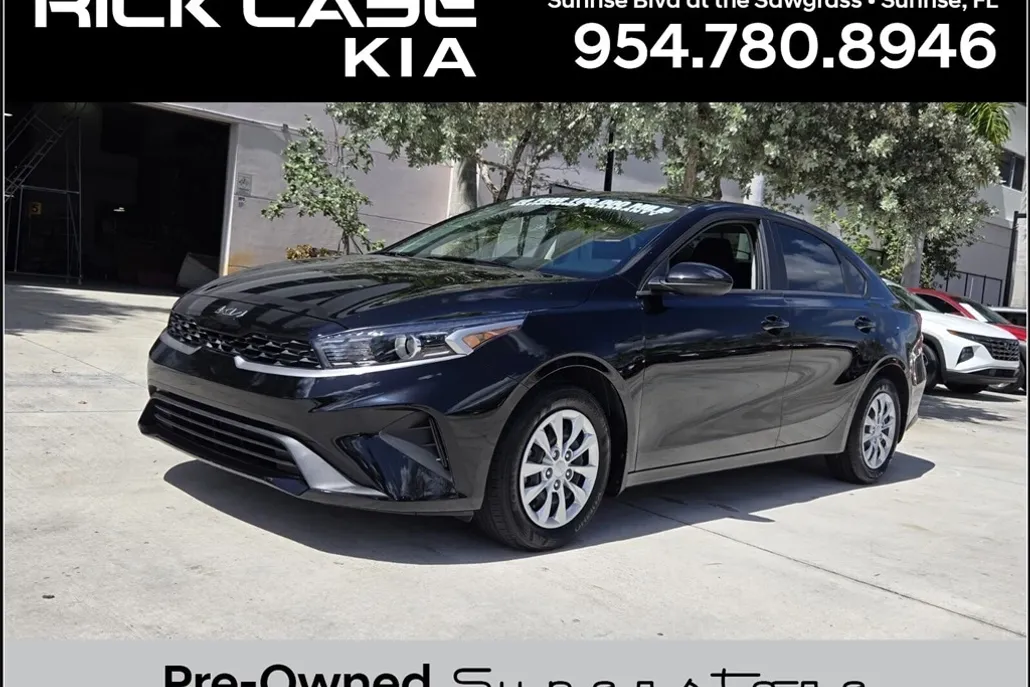 2024 Kia Forte LX photo 1