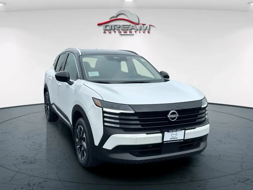 2025 Nissan Kicks SV photo 1