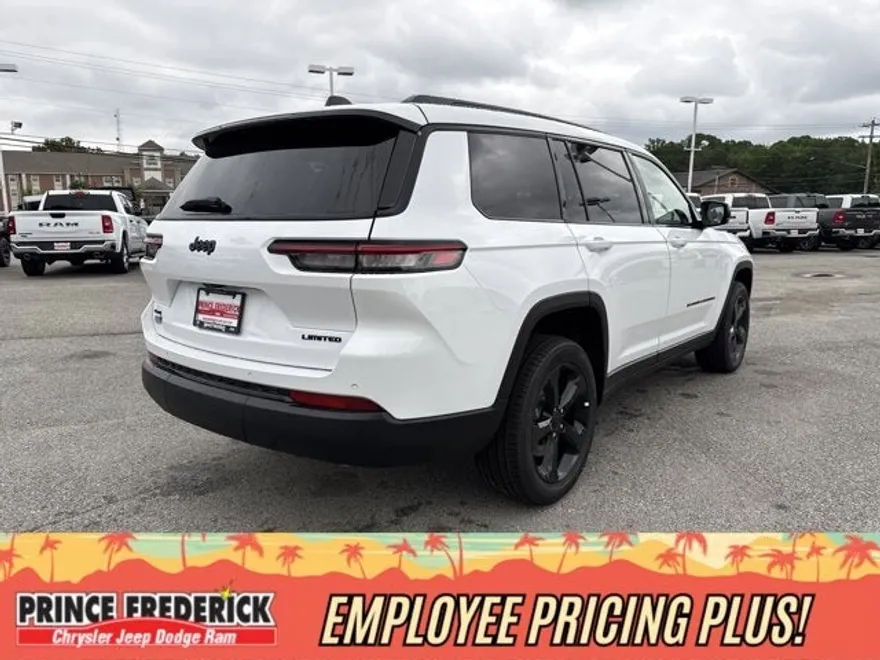 2025 Jeep Grand Cherokee Limited photo 1