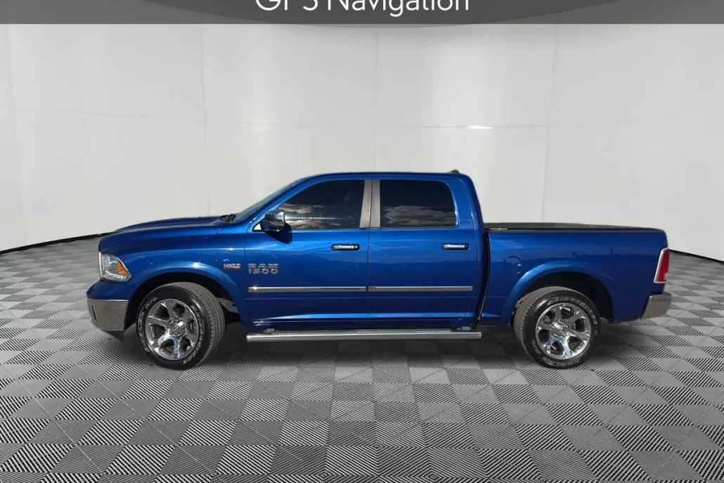 2014 Ram 1500 Laramie photo 1