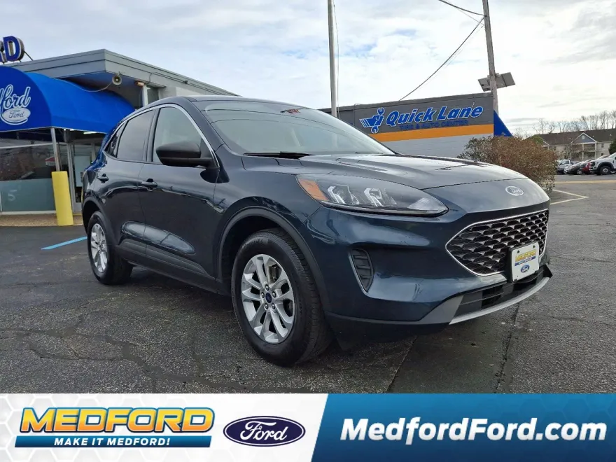 2022 Ford Escape SE photo 1