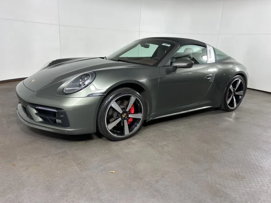 2022 Porsche 911 Targa 4S photo 1