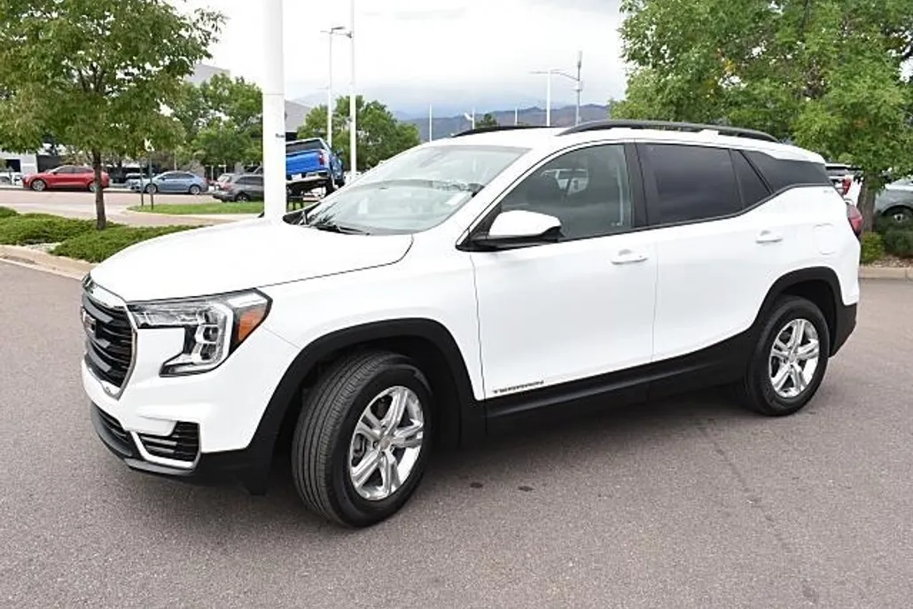 2022 Gmc Terrain SLE photo 1