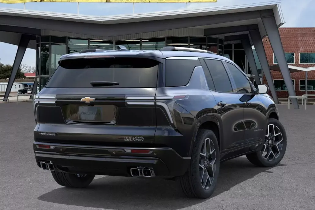 2026 Chevrolet Traverse High Country photo 1