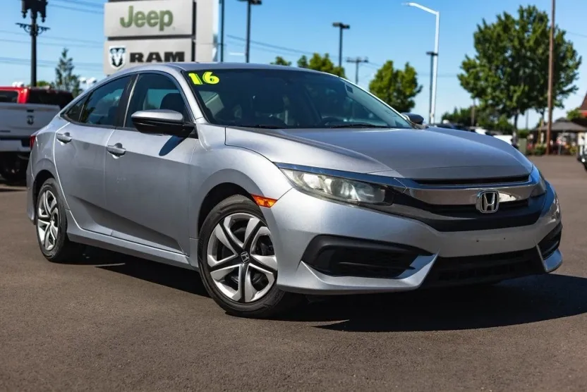 2016 Honda Civic LX photo 1
