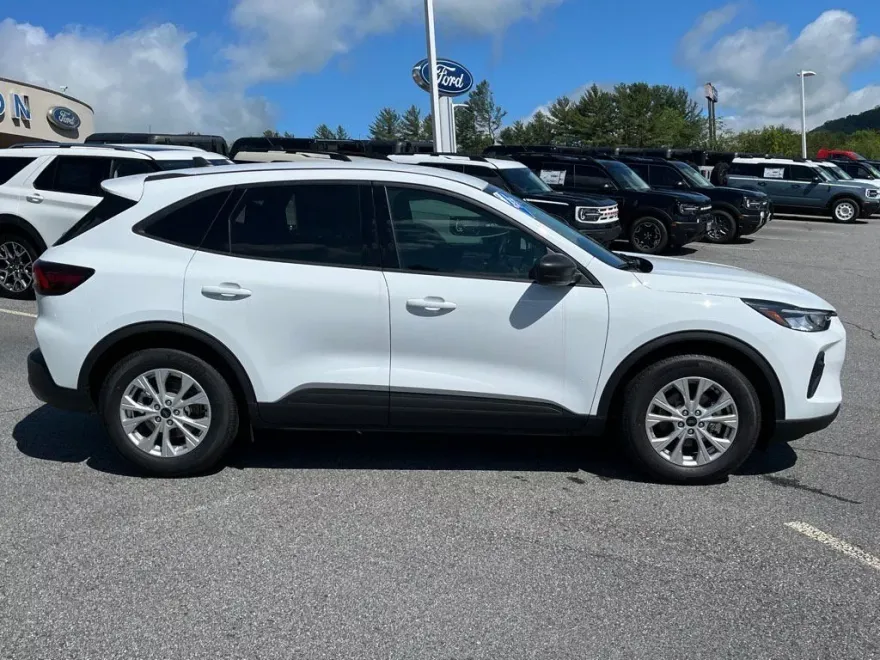 2025 Ford Escape Active photo 1