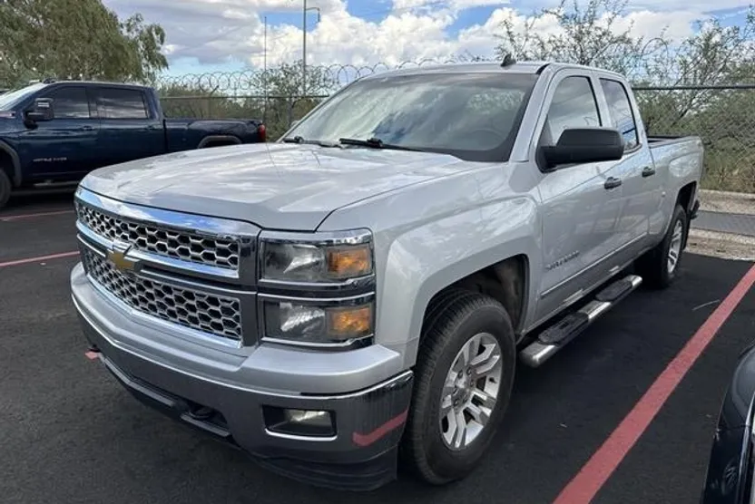 2014 Chevrolet Silverado 1500 LT photo 1