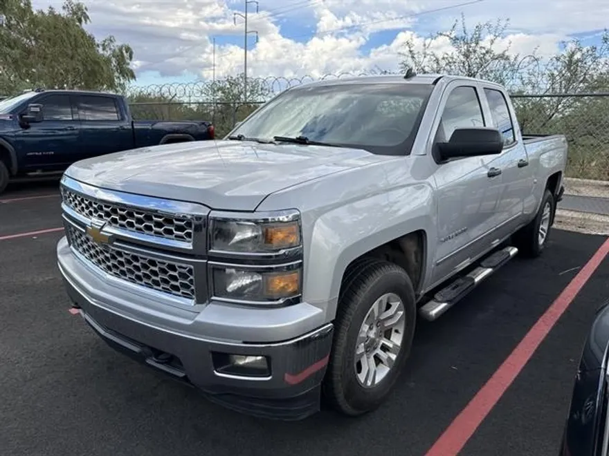 2014 Chevrolet Silverado 1500 LT photo 1