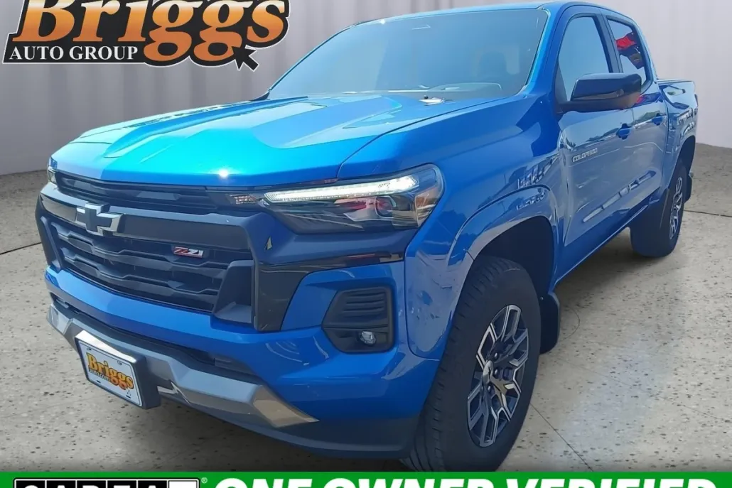 2024 Chevrolet Colorado Z71 photo 1
