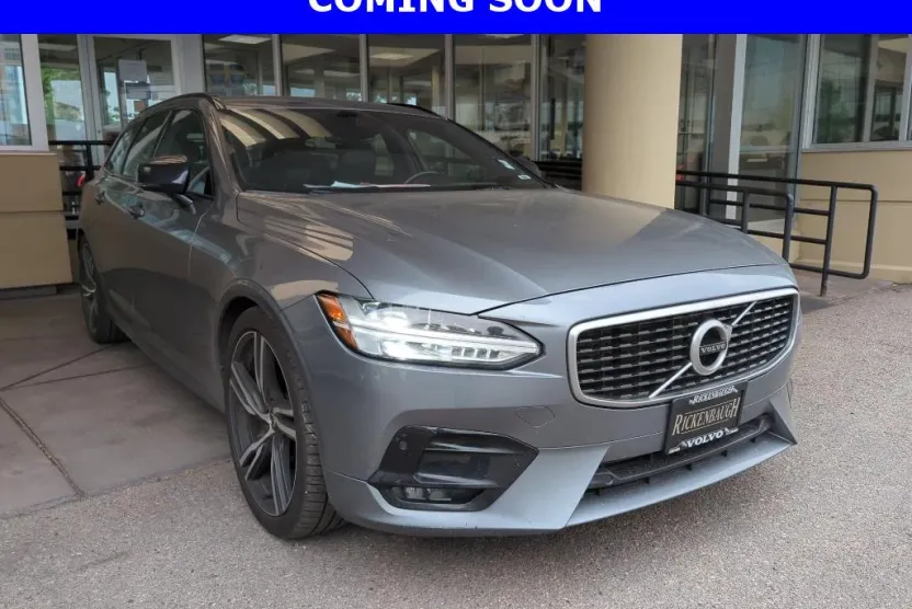 2020 Volvo V90 T6 R-Design photo 1