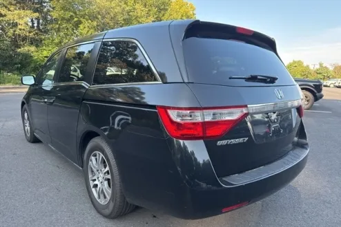 2011 Honda Odyssey EX-L photo 3