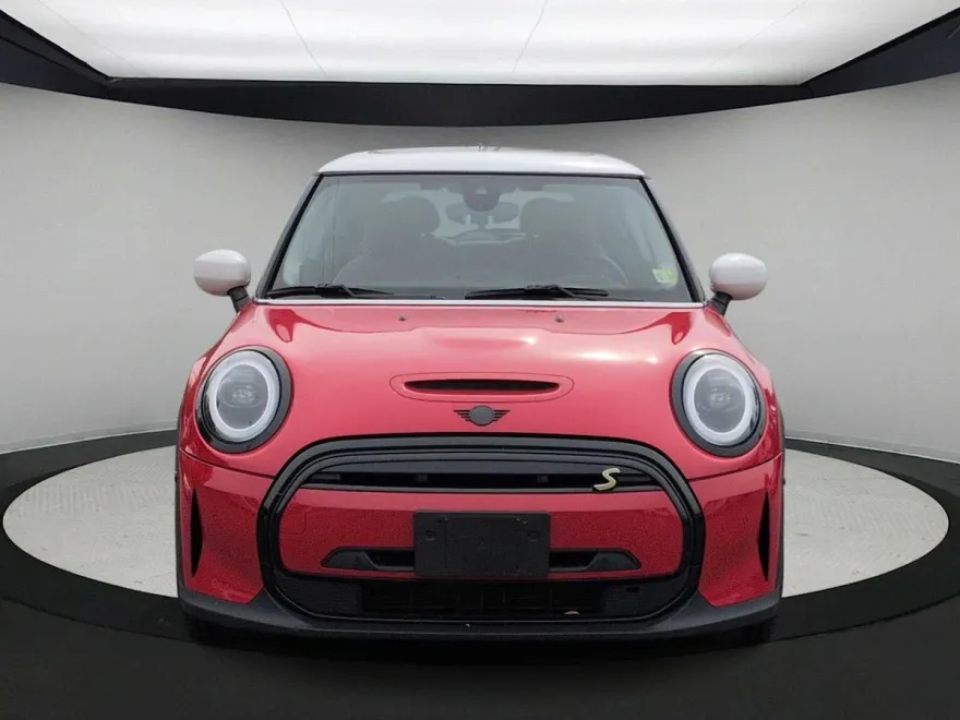 2023 Mini Cooper 2 Door Hardtop SE photo 1