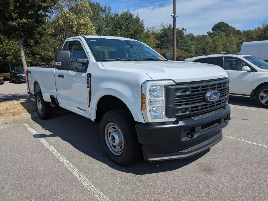 2025 Ford F-250 XL photo 1