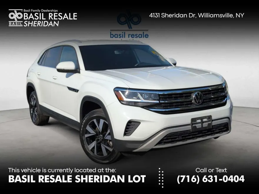 2022 Volkswagen Atlas Cross Sport SE photo 1