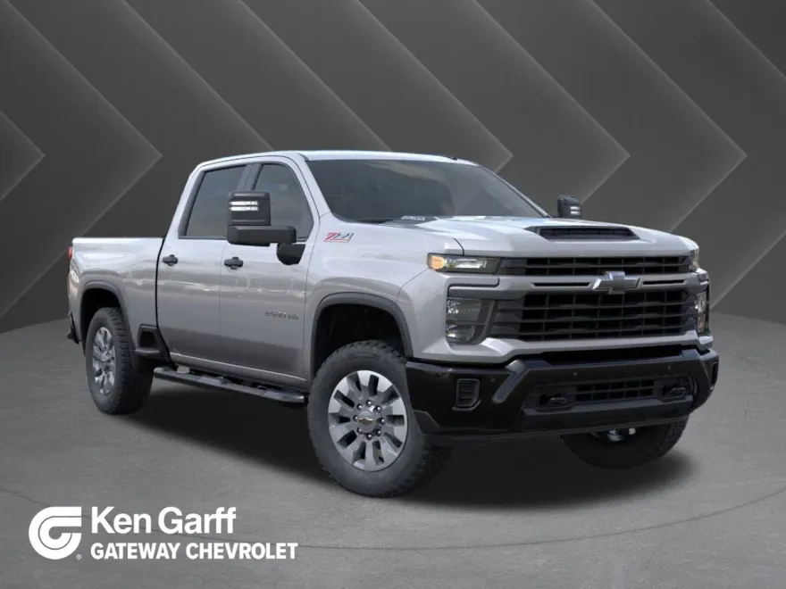 2025 Chevrolet Silverado 2500HD Custom photo 1