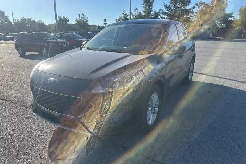 2020 Ford Escape SE photo 1