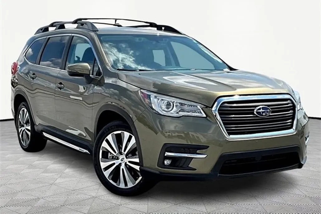 2022 Subaru Ascent Limited photo 1