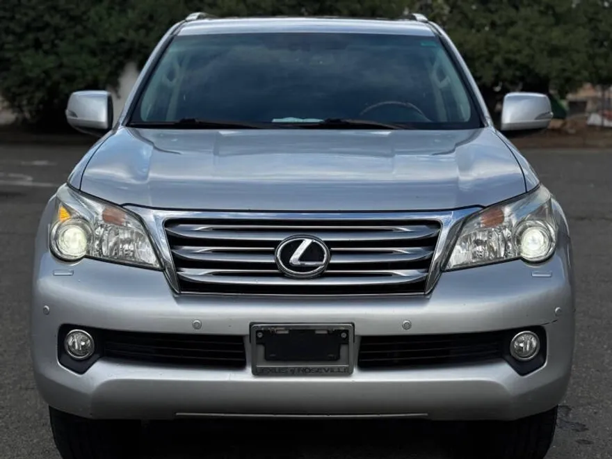 2010 Lexus GX 460 Premium photo 1