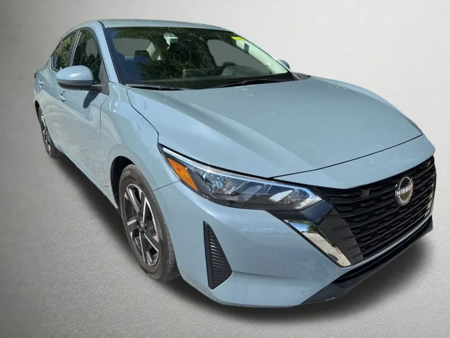 2024 Nissan Sentra SV photo 1