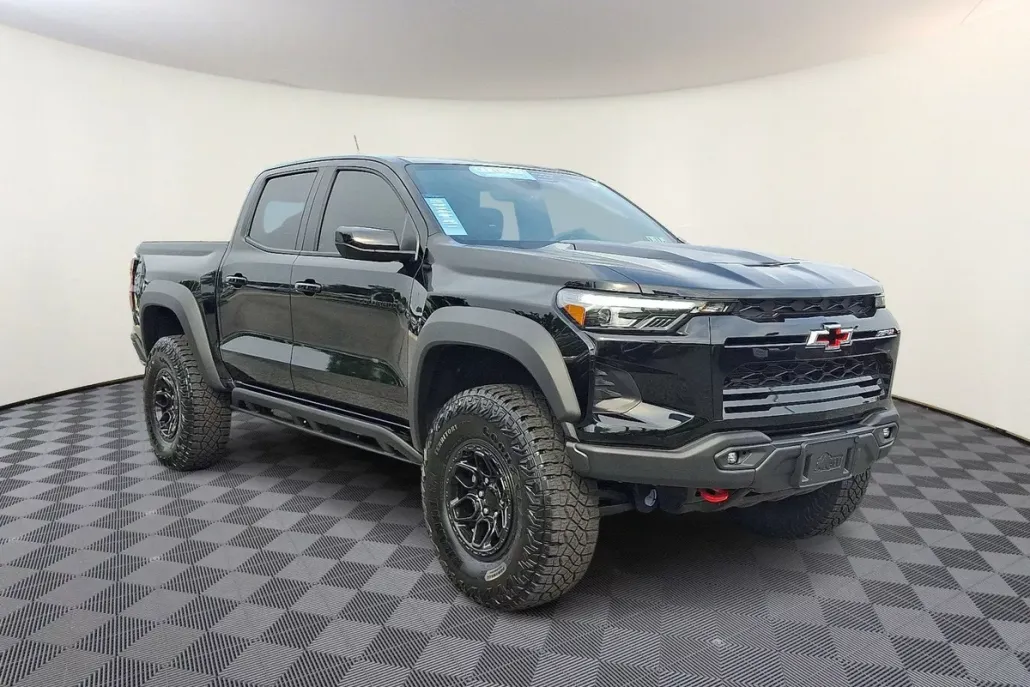 2024 Chevrolet Colorado ZR2 photo 1