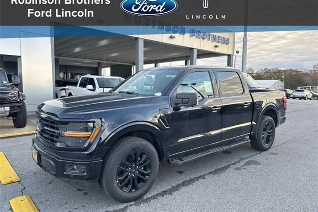 2025 Ford F-150 XLT photo 1
