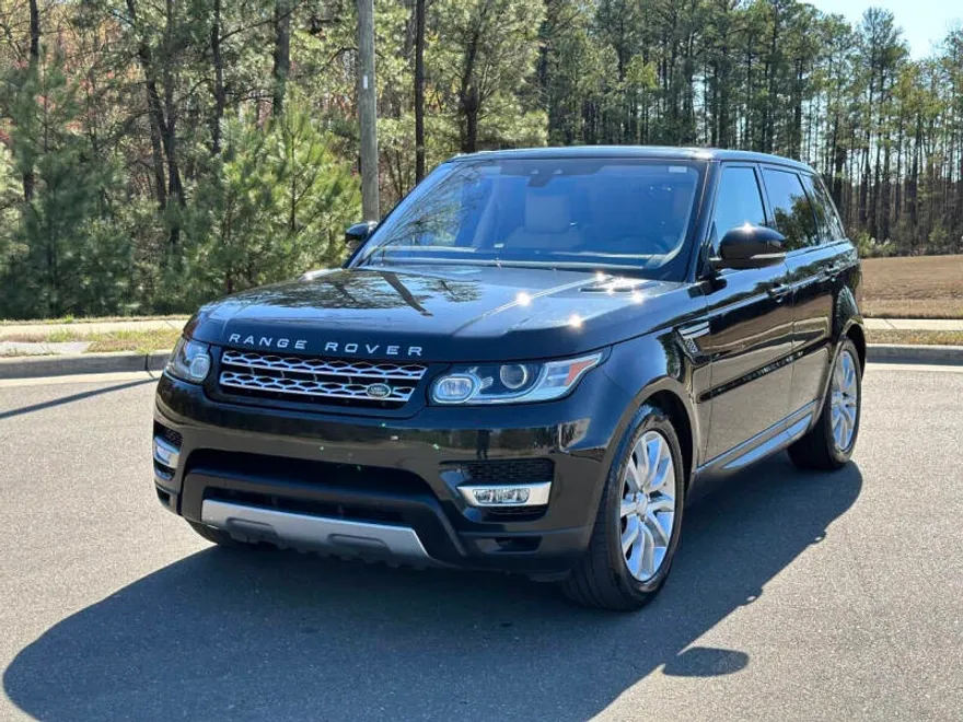 2017 Land Rover Range Rover Sport HSE photo 1