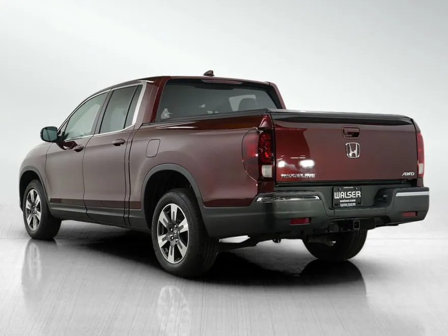 2017 Honda Ridgeline RTL-T photo 1