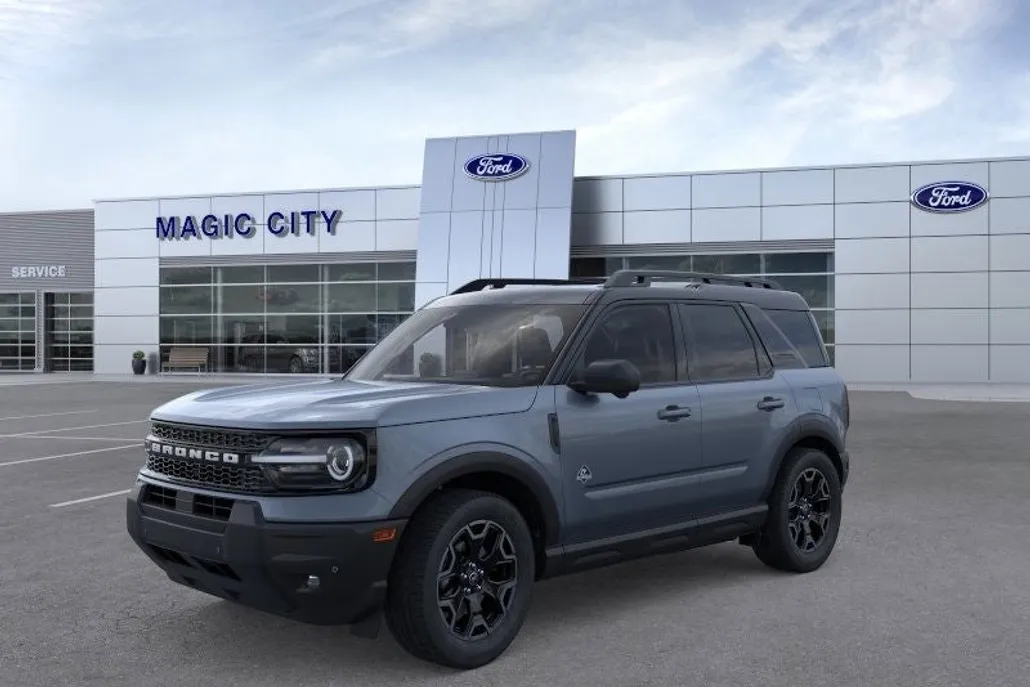 2025 Ford Bronco Sport Outer Banks photo 1