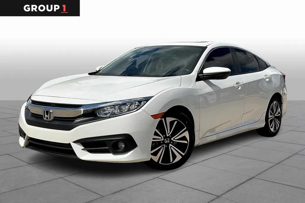 2018 Honda Civic EX-T photo 1