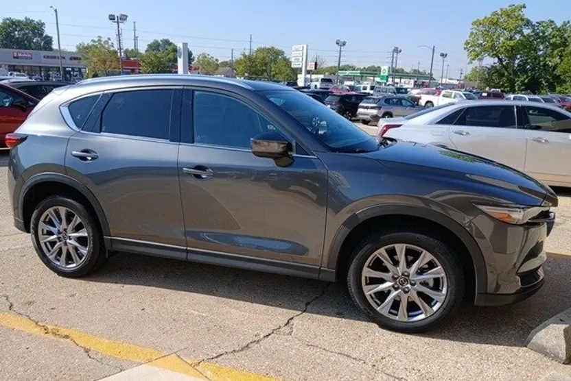 2020 Mazda CX-5 Grand Touring Reserve photo 1